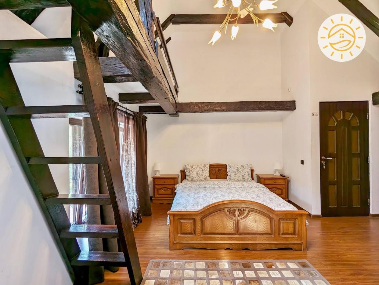 Ferienwohnung Casa Bergwald Rîşnov Exterior foto