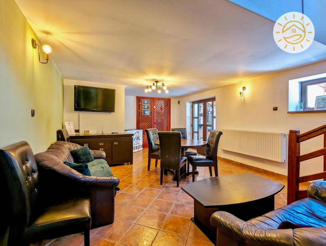 Ferienwohnung Casa Bergwald Rîşnov Exterior foto