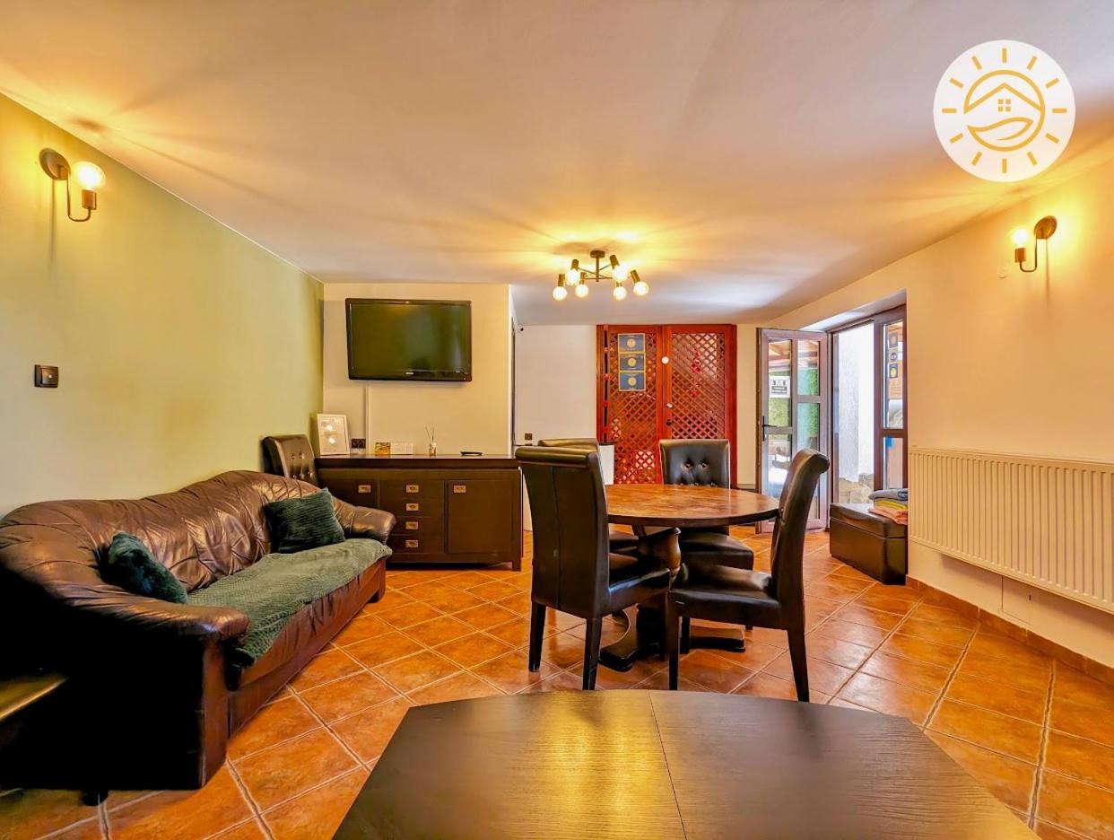 Ferienwohnung Casa Bergwald Rîşnov Exterior foto